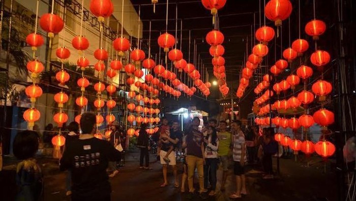 Penuh Sukacita, Ini 3 Kota dengan Perayaan Imlek Paling Meriah di Indonesia! Cek, Ada Kotamu Nggak?