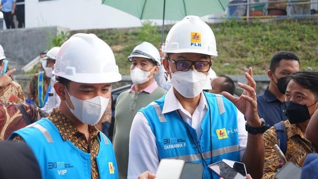 PLN siap menyerap listrik yang dihasilkan Pembangkit Listrik Tenaga Sampah (PLTSa) Surakarta untuk mendukung peningkatan penggunaan energi ramah lingkungan.