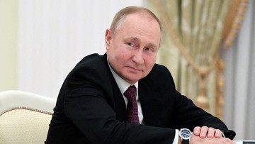 Presiden Rusia, Vladimir Putin FILE PHOTO: Russian President Vladimir Putin attends a meeting with his Iranian counterpart Ebrahim Raisi in Moscow, Russia January 19, 2022. Sputnik/Pavel Bednyakov/Pool via REUTERS ATTENTION EDITORS - THIS IMAGE WAS PROVIDED BY A THIRD PARTY./File Photo