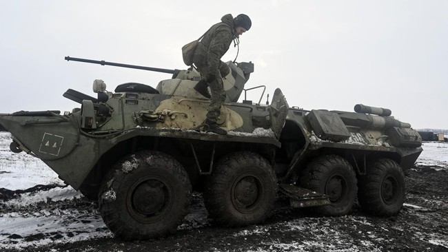Perang Rusia vs Ukraina semakin berkobar usai drone Kyiv berhasil menyerang kota Moskow dan menargetkan sejumlah area penting.