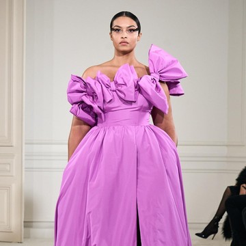 Valentino Tampilkan Banyak Model Senior dan Plus Size di Runway Koleksi Couture Terbaru