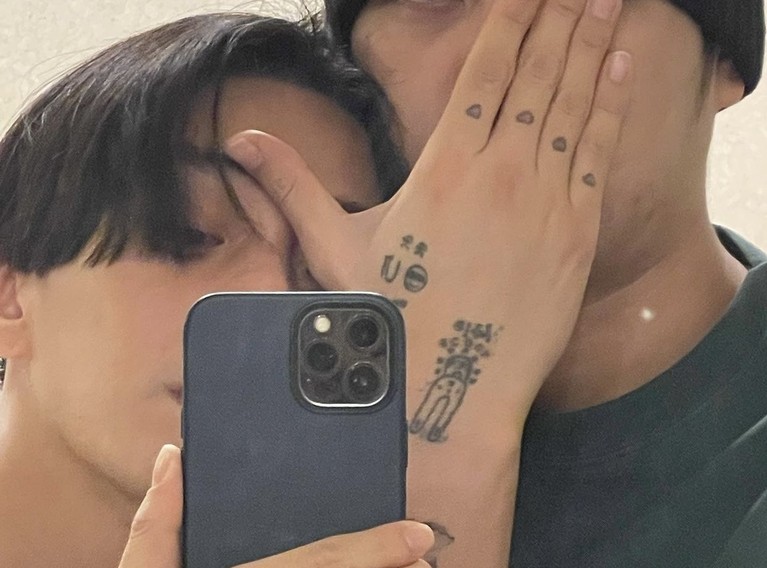 Yoo Ah In dan pria yang disebut-sebut kekasihnya, Choi Ha Neul Yoo Ah In dan pria yang disebut-sebut kekasihnya, Choi Ha Neul