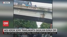 VIDEO: Aksi Heroik Sopir Transjakarta Gagalkan Bunuh Diri