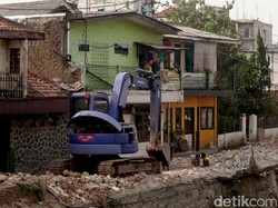 Antisipasi Banjir, Pemkot Bandung Bidik Pembongkaran Bangunan Liar