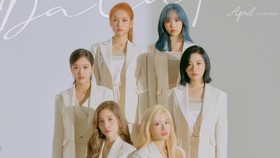 Agensi Umumkan Girlband APRIL Bubar