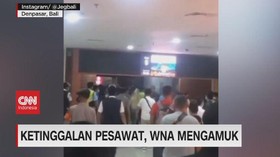 VIDEO: Ketinggalan Pesawat, WNA Mengamuk
