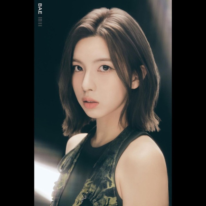 Kemunculan sosok bernama Bae ini sukses bikin penggemar JYPE terkejut. Perempuan cantik kelahiran 2004 ini jadi salah satu trainee populer di JYPE dan berhasil memukau lewat kemampuan multitalentanya./ Foto: instagram/nmixx_official