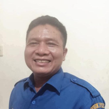 Viral Aksi Heroik Sopir Transjakarta Selamatkan Wanita yang Mau Bunuh Diri