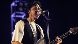 Lirik Lagu Deeper - Pamungkas