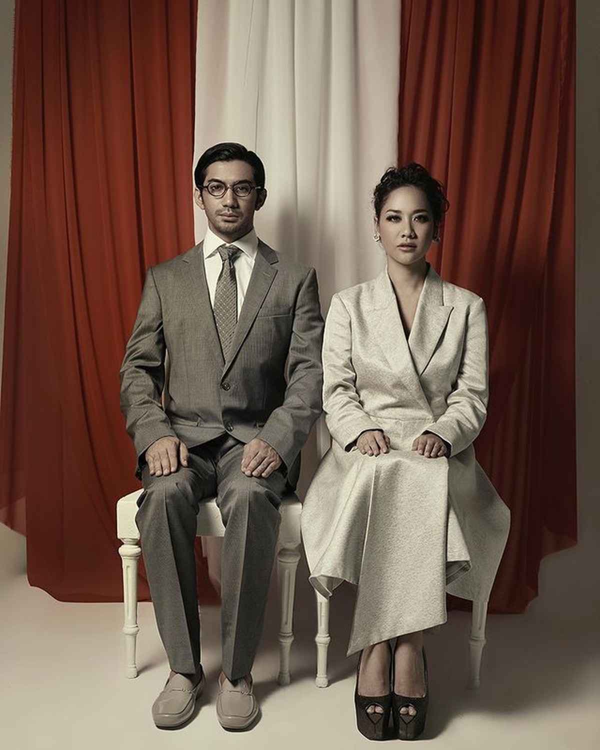 Pemotretan lawas Reza Rahadian dengan beberapa seleb wanita lawan mainnya&period; Beda film dan beda gaya&comma; yuk intip potretnya&excl;