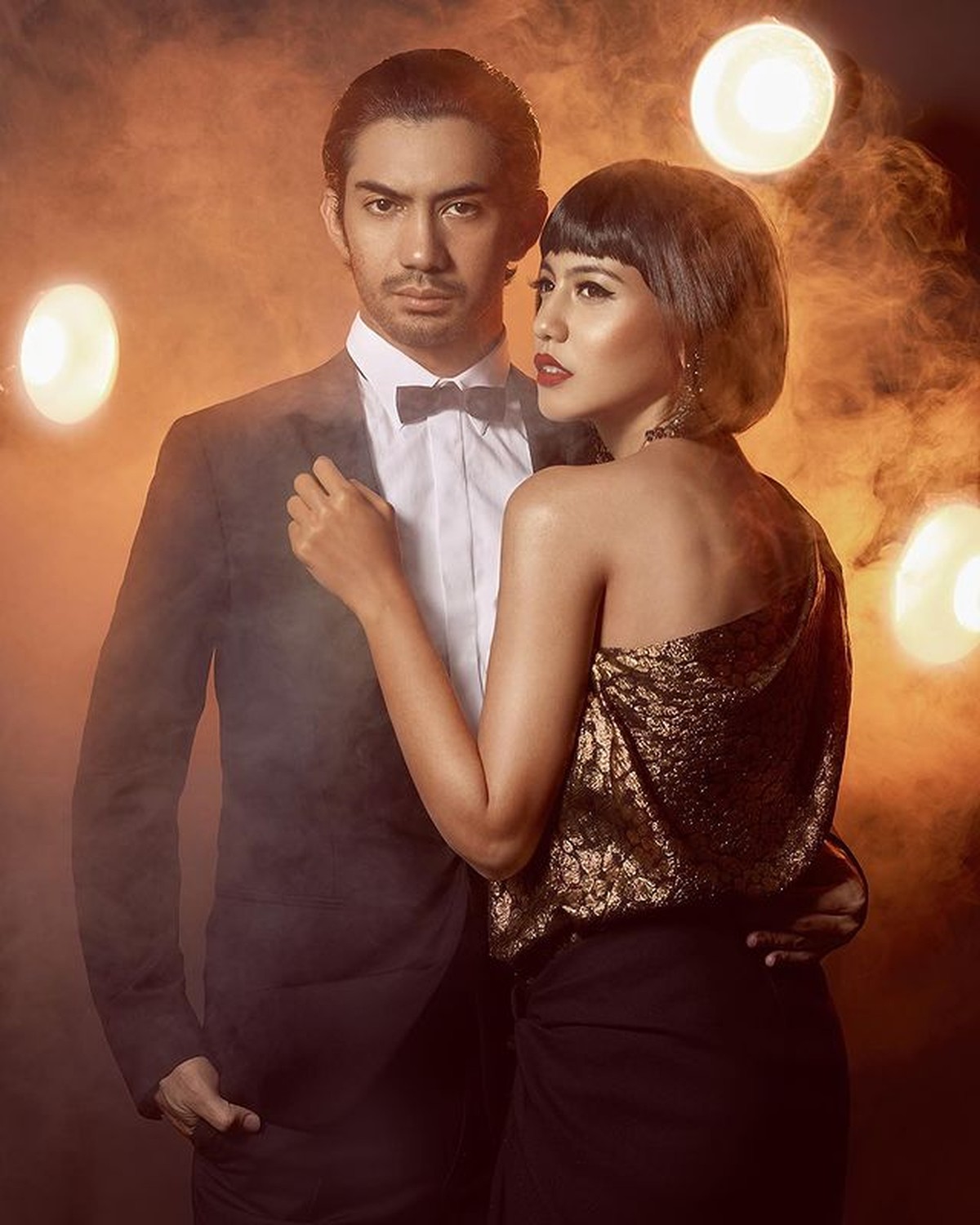 Pemotretan lawas Reza Rahadian dengan beberapa seleb wanita lawan mainnya&period; Beda film dan beda gaya&comma; yuk intip potretnya&excl;