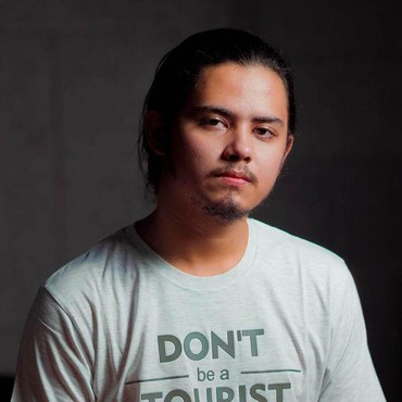 7 Potret Terbaru Aliando Syarief Idap Gangguan Mental Sejak SD & Makin Parah