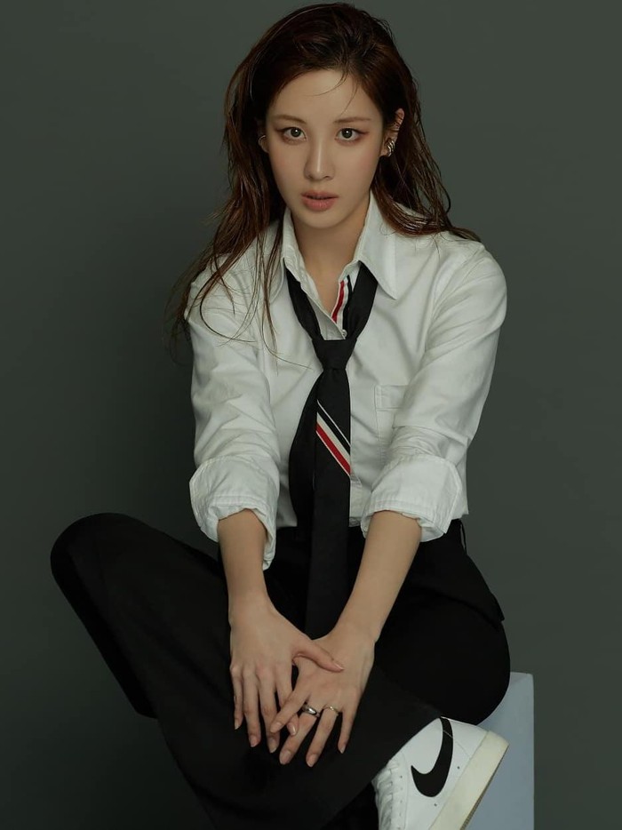 Rekan sesama grup dengan Yoona SNSD, Seohyun juga sukses berkarir sebagai aktris. Ia membintangi drama populer Moon Lovers hingga Time yang disambut antusias oleh penggemar. Terbaru, Seohyun sedang sibuk dengan film baru, Love and Leashes./ Foto: instagram.com/seojuhyun_s
