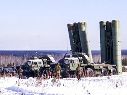 Militer Rusia Gelar Latihan Taktis 3 Pekan, Persiapan Invasi?
