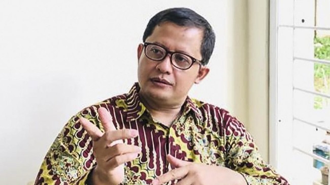 Dosen UNJ Ubedillah Badrun mengungkap pola baru suap kini sangat mungkin dilakukan dengan cara memberikan kepemilikan saham atau penyertaan modal.