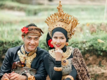 7 Potret Prewedding Venna Melinda dan Ferry Irawan di Bali, Romantis Banget Bun
