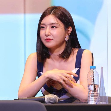 Yuna Brave Girls Positif COVID-19