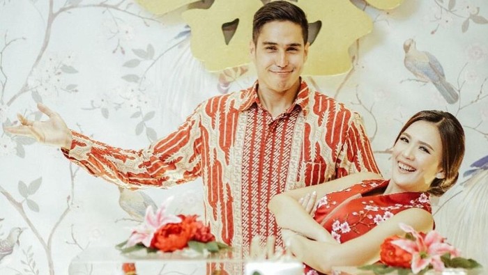 5 Artis Ini Menikah dengan Keturunan Tionghoa, Bisa Ikut Rayakan Serunya Perayaan Imlek!