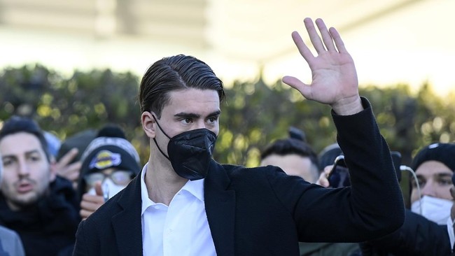 Juventus resmi mendapatkan amunisi tambahan di lini depan seiring keberhasilan mereka merekrut Dusan Vlahovic.