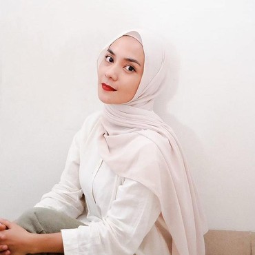 Saudara Kelilit 20 Pinjol, Enno Lerian Jual Barang demi Lunasi Utang