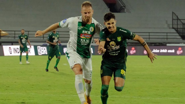 Klub Liga 1 PSS Sleman melalui situs resmi menyatakan tiga pemain mereka terkonfirmasi positif Covid-19.