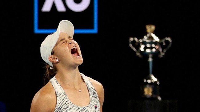 Petenis putri, Ashleigh Barty, sukses memenangkan Australia Open 2022 usai mengalahkan Danielle Collins di partai final.