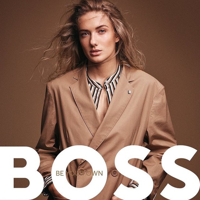 Kembali dari kalangan atlet, kampanye #BeYourOwnBOSS menampilkan wajah Alica Schmidt. Alicia merupakan atlet lari yang berasal dari Jerman. Ia mendapatkan perhatian media saat tampil di Olimpiade Tokyo 2020. / foto: instagram.com/boss