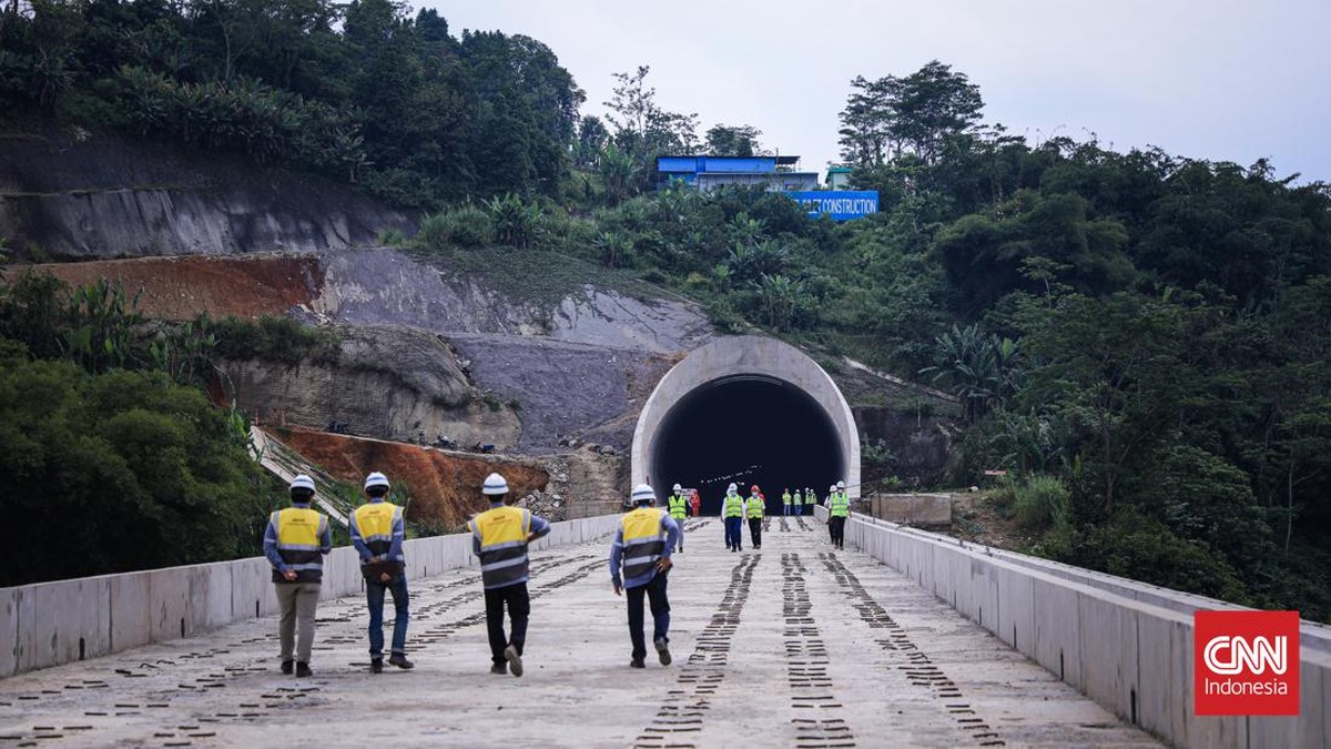 FOTO: Menilik Progres Tunnel 6 Kereta Cepat Jakarta-Bandung