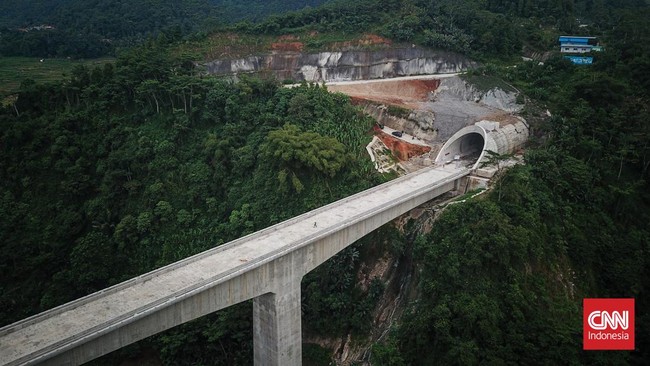 Kementerian Perhubungan (Kemenhub) membeberkan integrasi kereta cepat Jakarta-Bandung dengan LRT Jabodebek dan Transjakarta.
