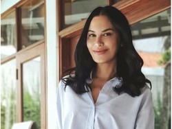 Intip Foto Lawas Ayah Sophia Latjuba yang Ramai Disebut Mirip Ariel NOAH