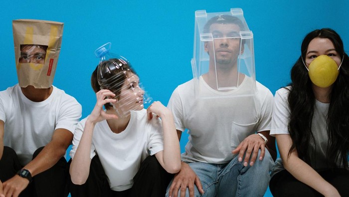 Cara Introvert, Ambivert, dan Ekstrovert Adaptasi Saat Pandemi COVID-19, Tebak Siapa yang Paling Chill?