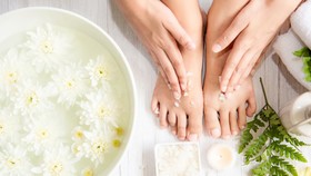 7 Cara Menghilangkan Belang di Kaki dengan Bahan Alami