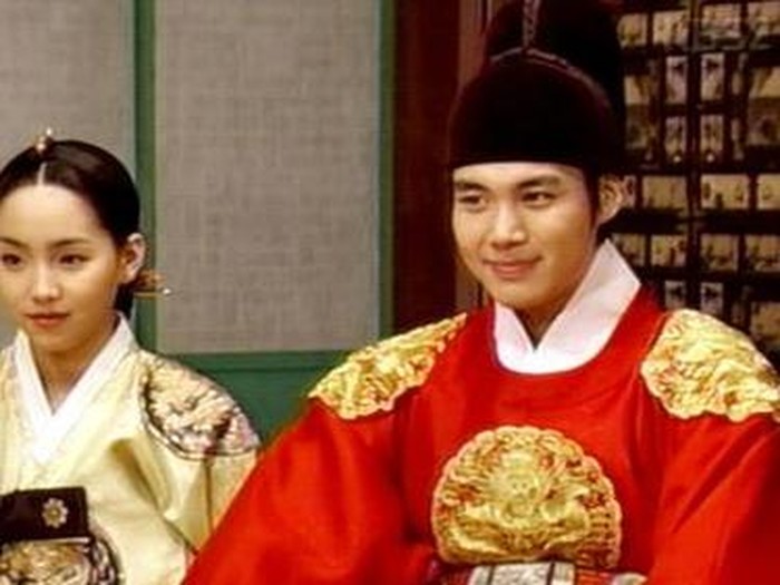 Ilustrasi ratu myeongseong/Foto: Allkpop/forum.allkpop.com