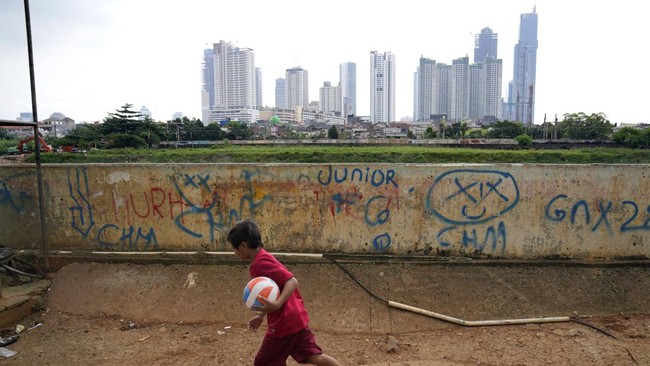 FOTO: Indonesia Masuk Gelombang 3 Covid-19