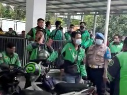Ojol: Solidaritas, Relasi Timpang, dan Kekerasan
