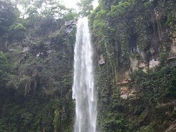 Kata Bupati Nggak Punya Uang Nggak Usah Pergi, Wisata Karanganyar Masih Ramai