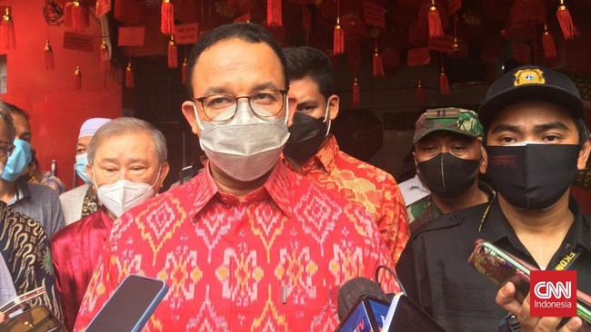 Kader PSI dianggap telah menyebarkan hoaks di media sosial berisi video dengan ditambah Anies Baswedan membagikan baju bertuliskan capres.