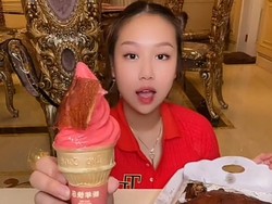 Sisca Kohl Bikin Es Krim Babi Panggang hingga 5 Mie Ayam Viral di TikTok