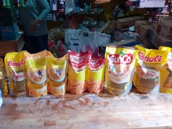 Stok Minyak Goreng di Pasar Tradisional Pasuruan, Harganya Beragam