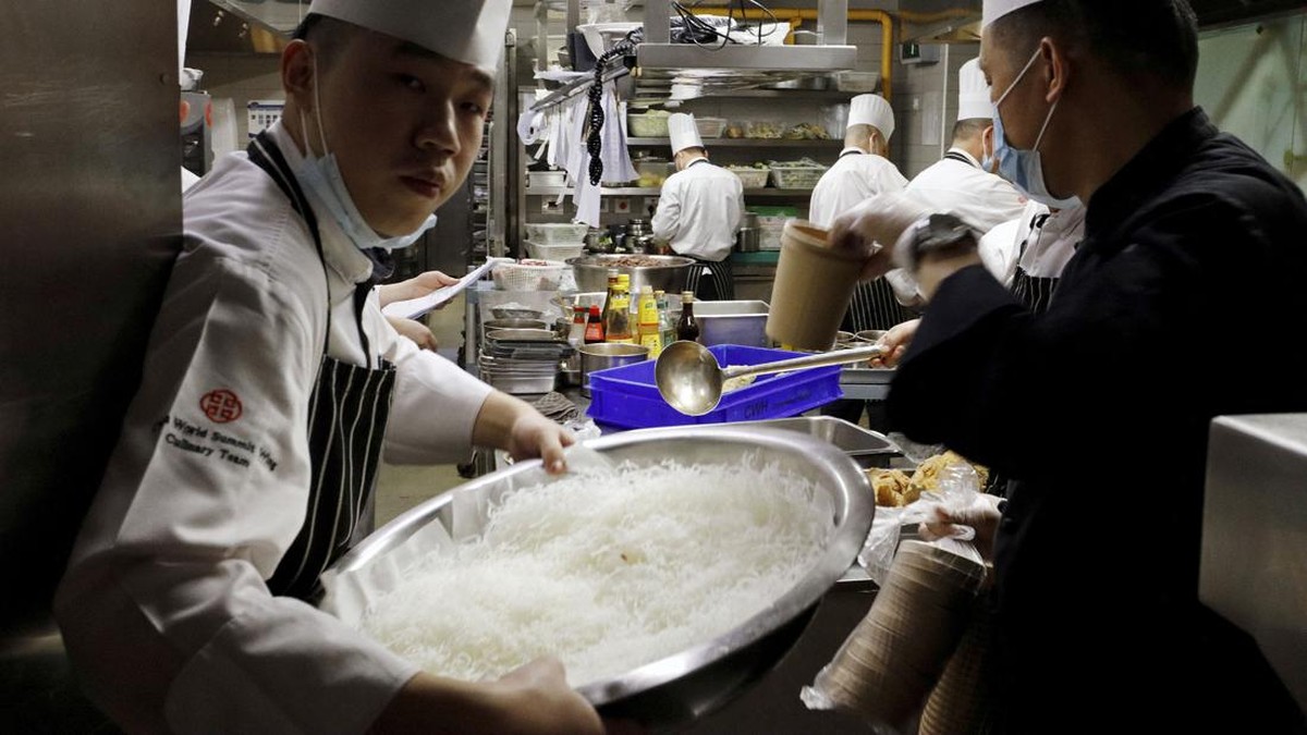 FOTO: Saat China Beralih ke Makanan Siap Saji untuk Rayakan Imlek