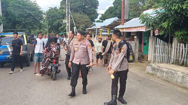 Sebanyak 19 tahanan di Rutan Kelas II B Raba Bima, Mataram kabur setelah keributan yang terjadi pada Selasa (1/2) sekitar pukul 15.30 WITA.