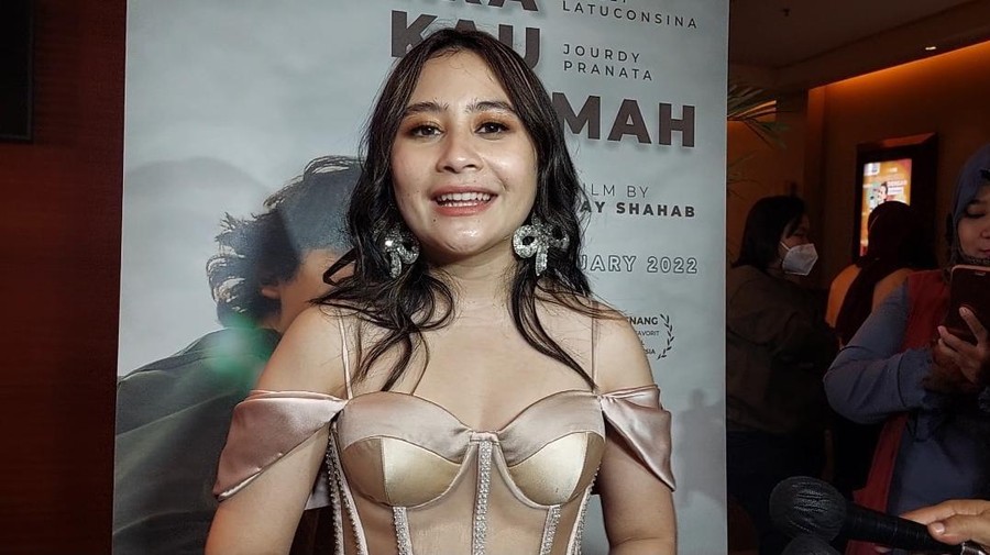 Prilly Latuconsina