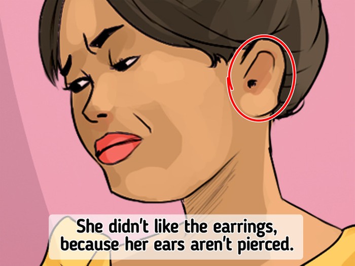 Ia tidak menyukai kado anting karena telinganya tidak berlubang. (Foto: brightside.me)