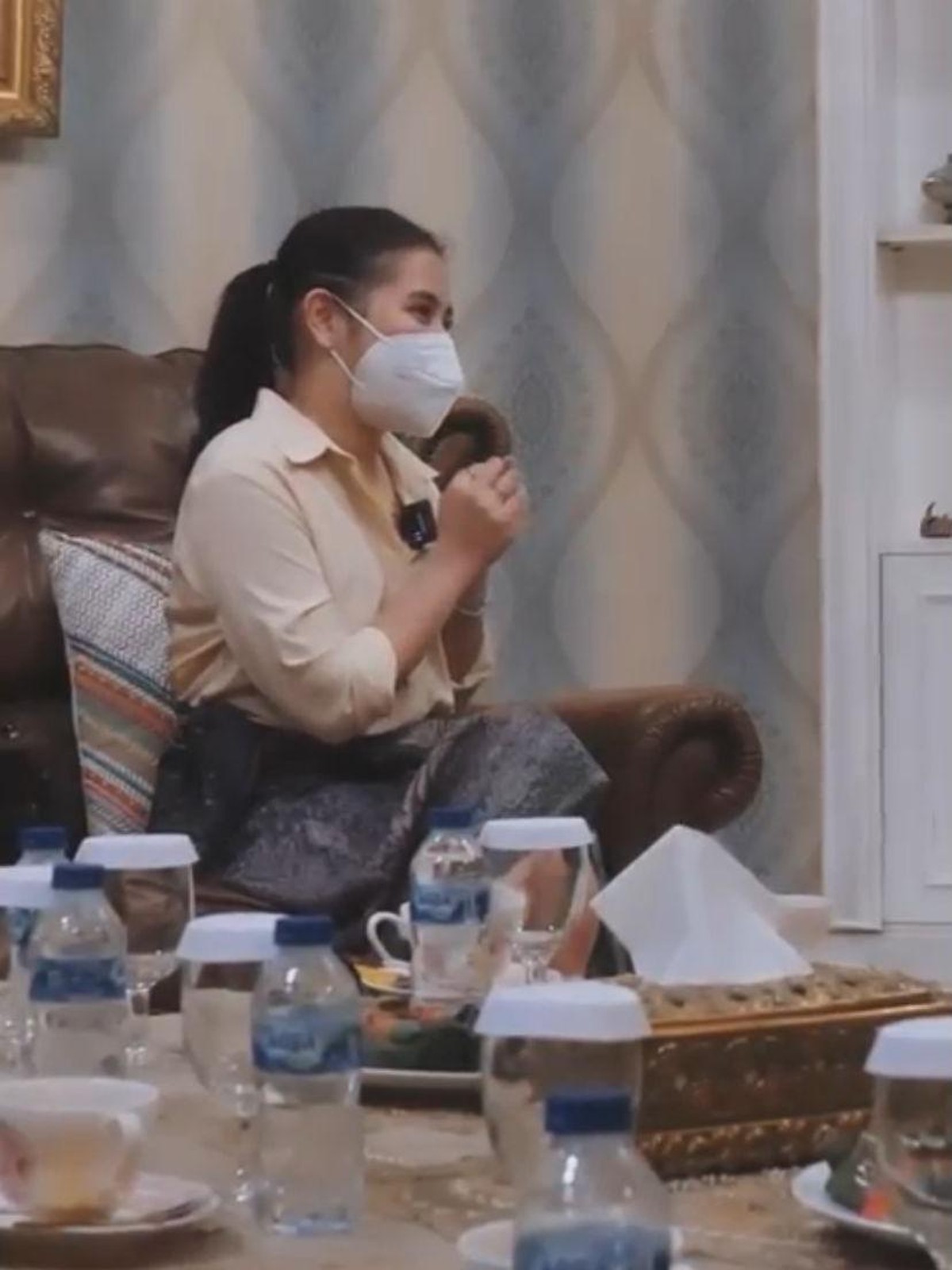 7 Potret Prilly Latuconsina