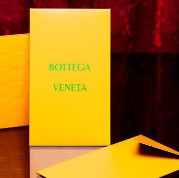 Bottega Veneta Rilis Amplop Angpao Warna Kuning, Jadi Bahan Perdebatan Netizen dan Diet Prada