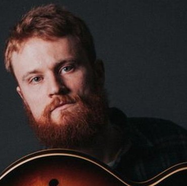 Lirik Lagu How Do I Tell You I Need You (Butterflies) - Abe Parker