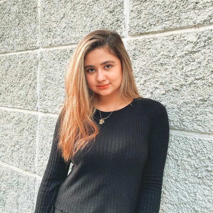 <p>Bunda tentu sudah tak asing dengan Aliando Syarief. Dikenal sebagai aktor muda, tak banyak yang tahu bahwa Aliando memiliki seorang kakak yang cantik. (Foto: Instagram @itsmekaia)</p>