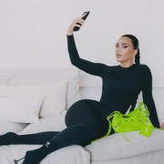 Kim Kardashian Terpilih Jadi Bintang Iklan Balenciaga
