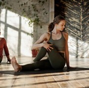 5 Manfaat Rutin Lakukan Peregangan Otot di Pagi Hari, Salah Satunya Bisa Meredakan Stres lho!