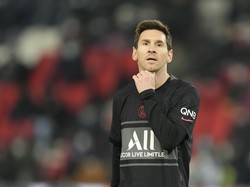 Pensiun di MLS Saja, Messi!